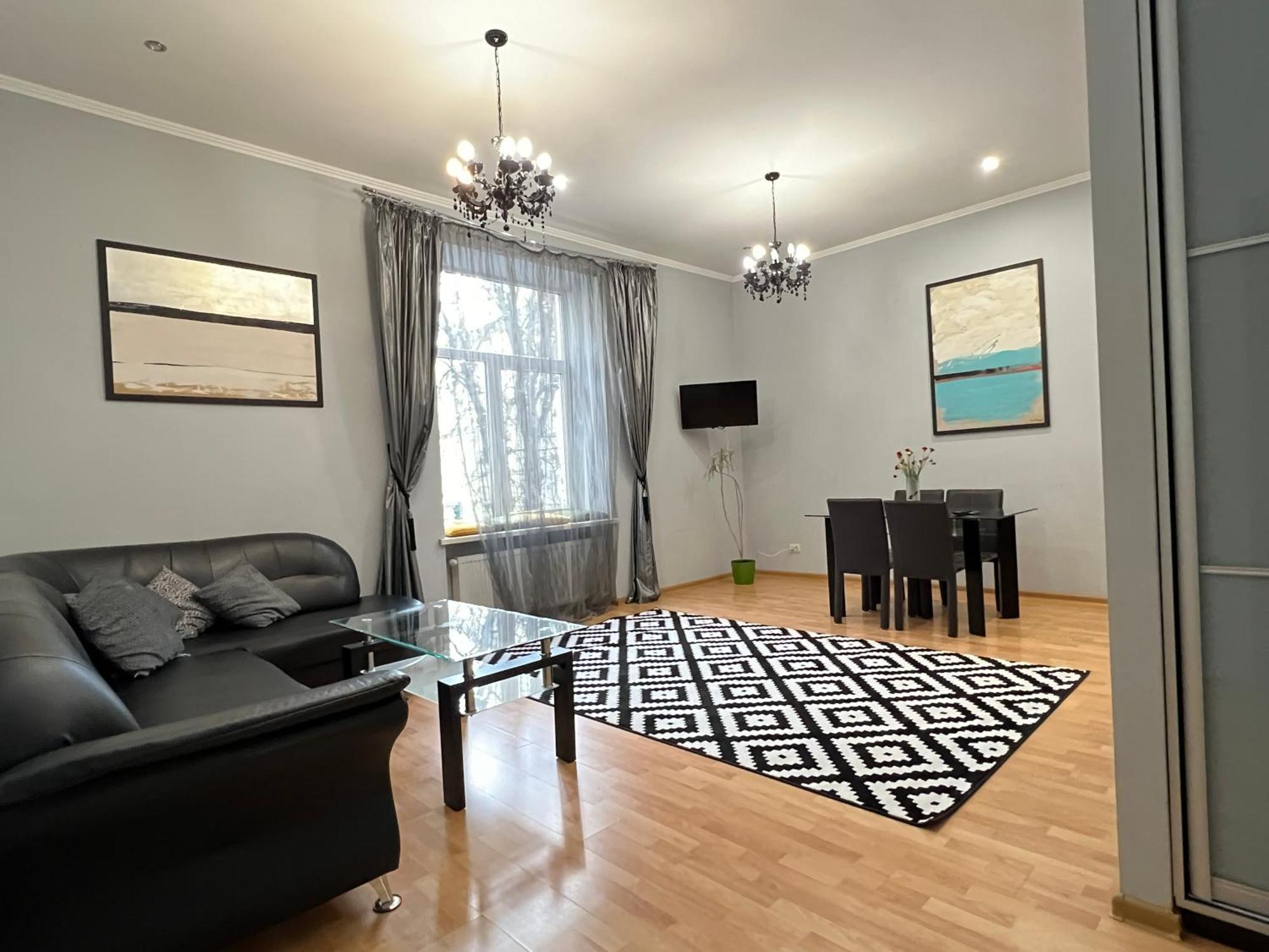 Apartments On Skoryka Str 리비프 외부 사진